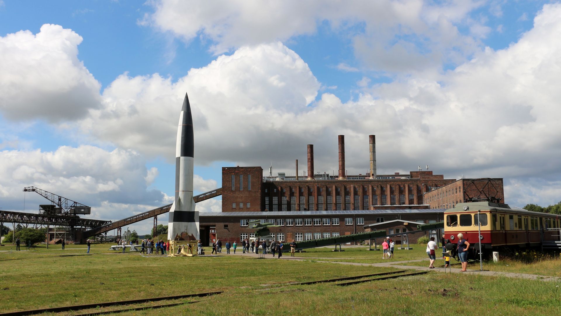 Peenemünde: Historical-Technical Museum with station Karlshagen from the front